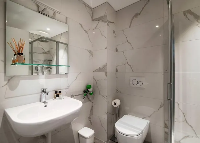 Bell Tower Apartman *